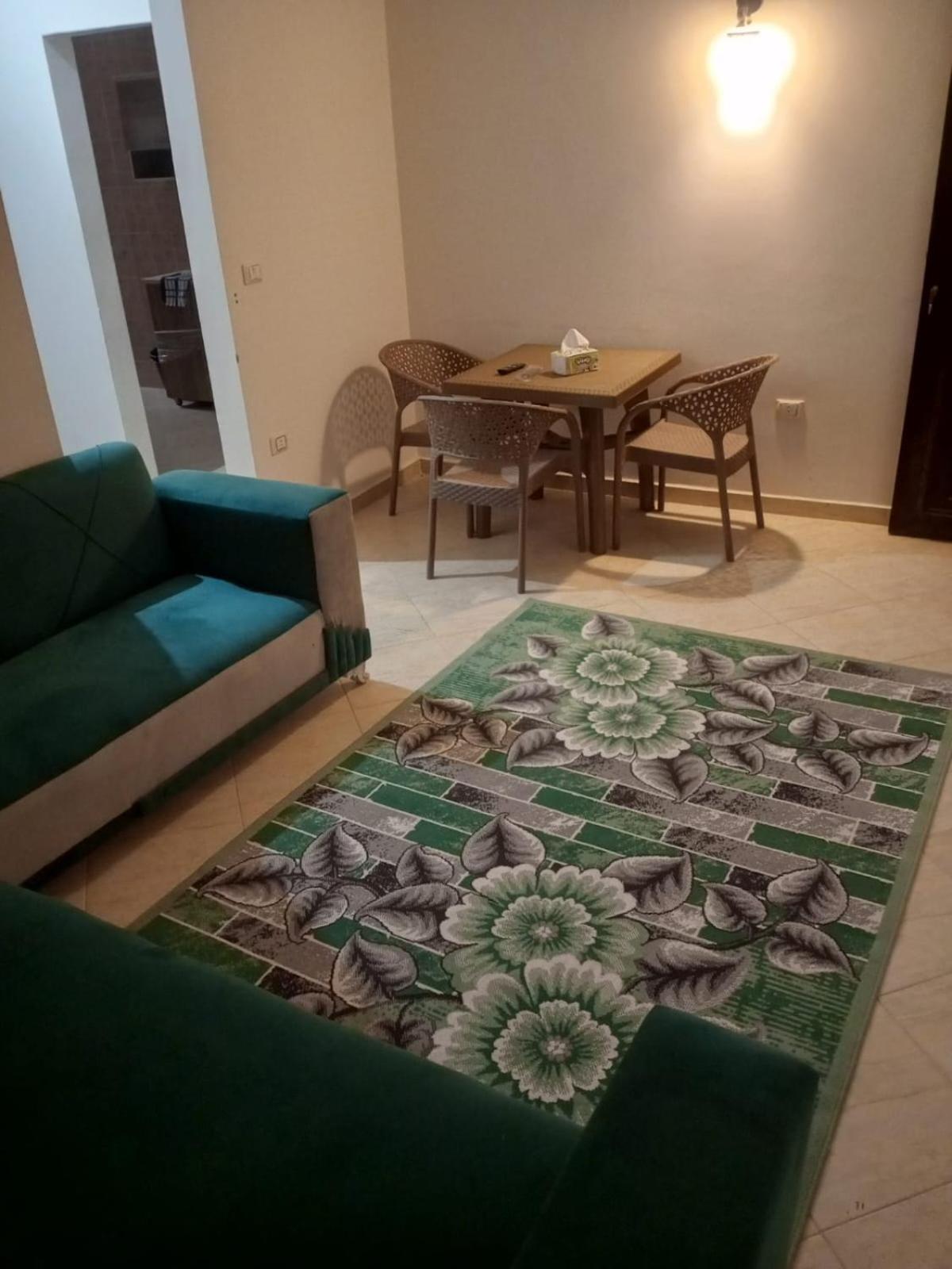 Eslam Apartament