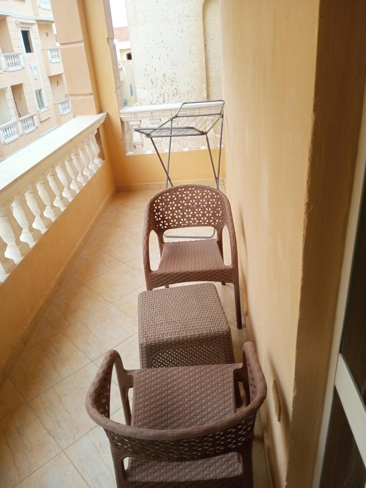 Eslam Apartament