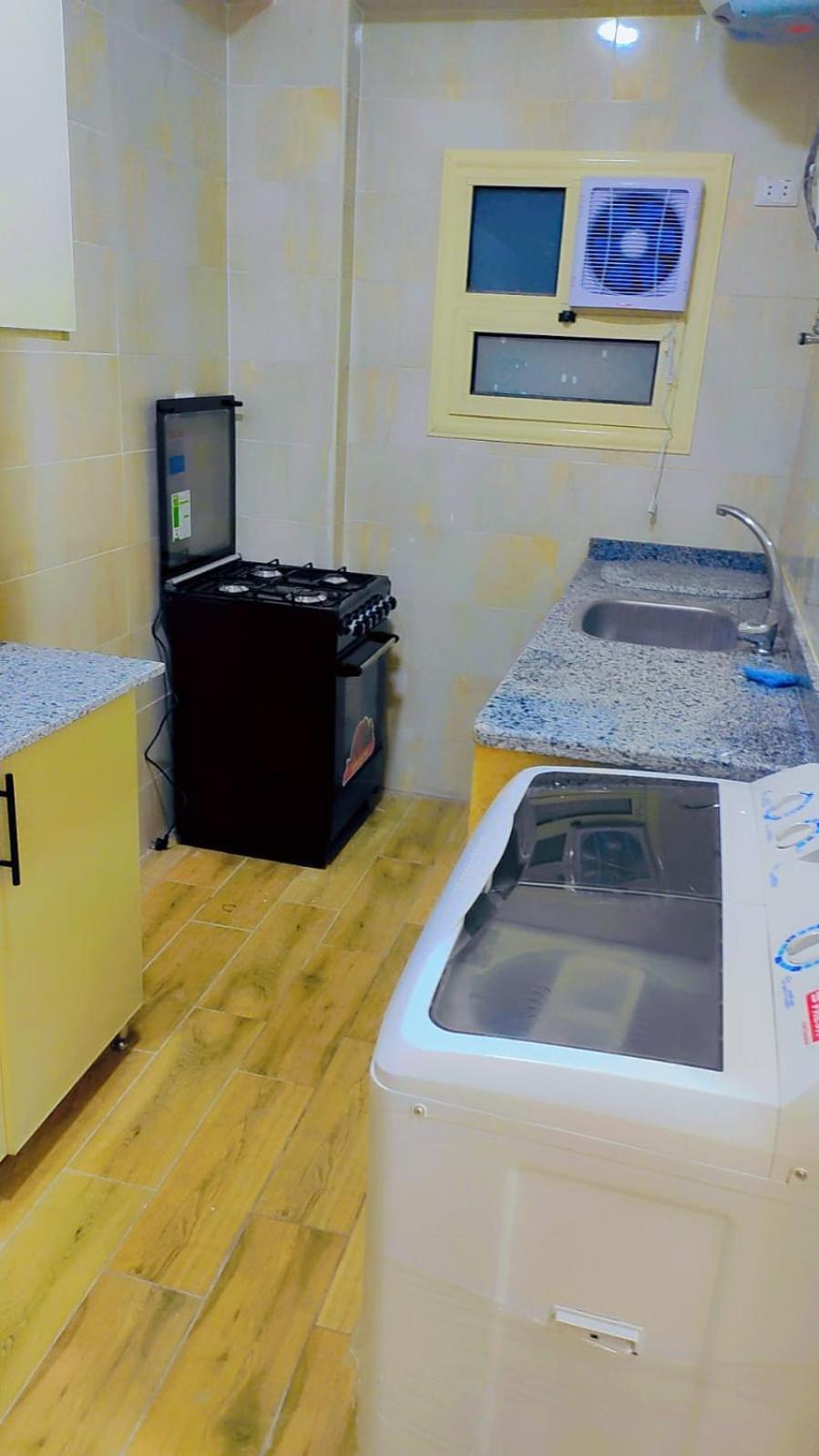 Eslam Apartament *